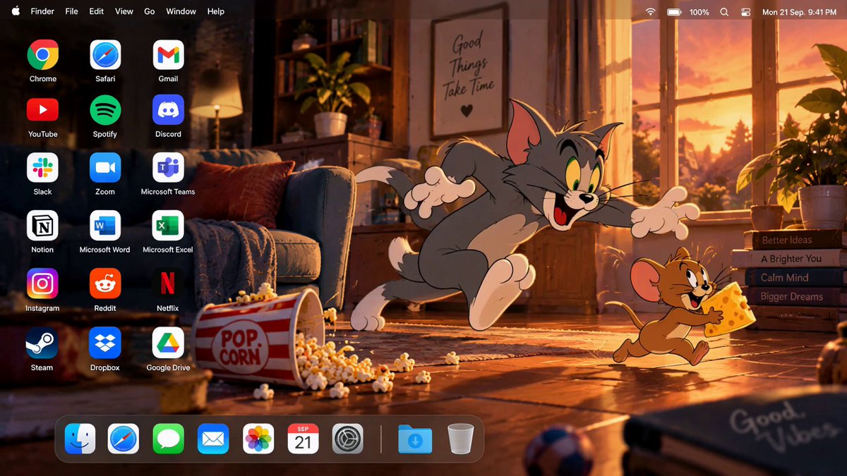 Tom and Jerry causing chaos on a desktop